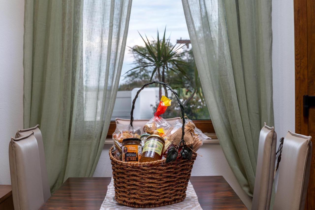 Evilion Villa Gennadi Bagian luar foto